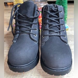 Trail Guide Eli Black Waterproof Boys Boots